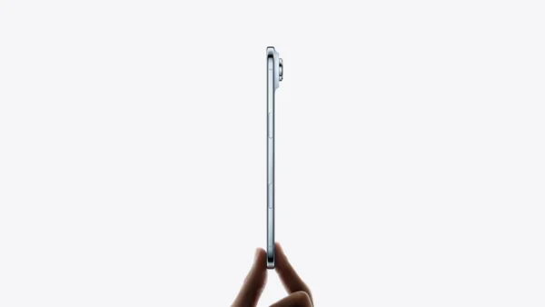 iPhone Air finish unselect gallery 2 202509 at Apple Store
